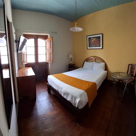 Hostal Lluvia De Oro Arequipa Extérieur photo